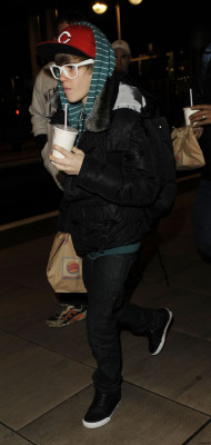 14.01 | Justin Bieber chegando na rádio Key 103