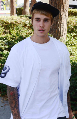 10.02 | Justin Bieber em Los Angeles, Califórnia