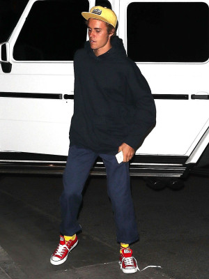 25.10 | Justin Bieber no Saban Theatre em Beverly Hills, Califórnia