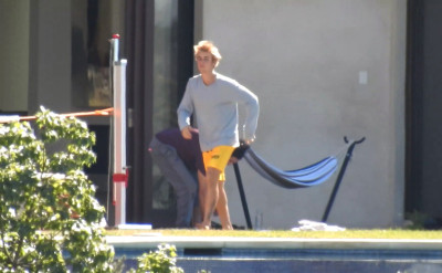 26.10 | Justin Bieber em Beverly Hills, na Califórnia