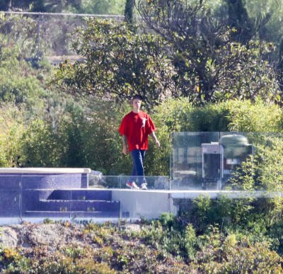29.10 | Justin Bieber em Beverly Hills, Califórnia