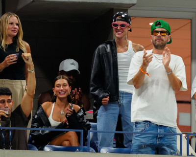 01.09 | Justin e Hailey Bieber no US Open de Tênis.