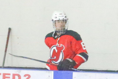 11.01 | Justin Bieber jogando hóquei no Los Angeles Kings Valley Ice Center em Ventura, Califórnia