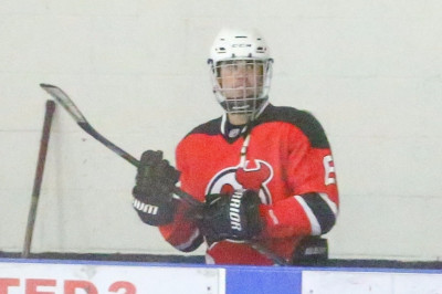 11.01 | Justin Bieber jogando hóquei no Los Angeles Kings Valley Ice Center em Ventura, Califórnia