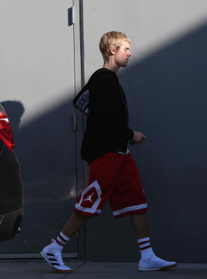 11.04 | Justin Bieber deixando à Hillsong Conference em Los Angeles, CA