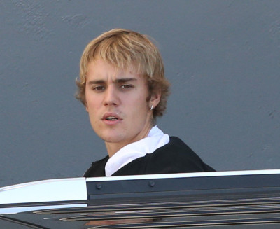 11.04 | Justin Bieber deixando à Hillsong Conference em Los Angeles, CA