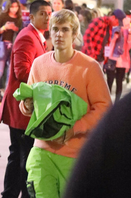 11.04 | Justin Bieber deixando à Hillsong Conference em Los Angeles, CA