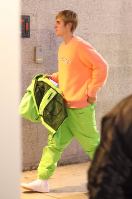 11.04 | Justin Bieber deixando à Hillsong Conference em Los Angeles, CA