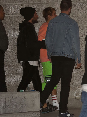 11.04 | Justin Bieber deixando à Hillsong Conference em Los Angeles, CA