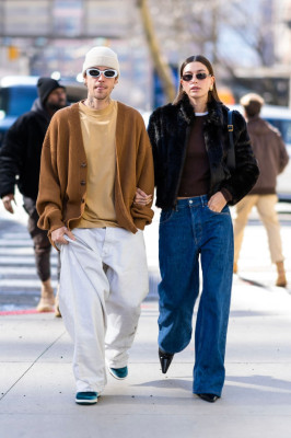 24.01 | Justin e Hailey Bieber em Nova York.