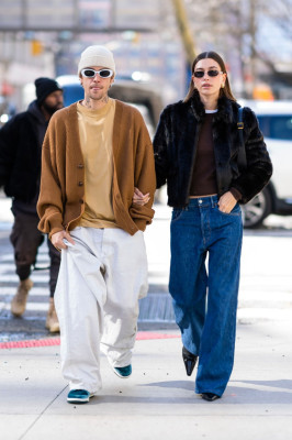 24.01 | Justin e Hailey Bieber em Nova York.