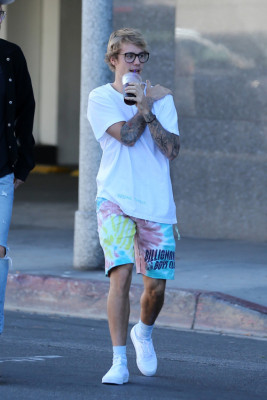 11.08 | Justin Bieber em Los Angeles, Califórnia