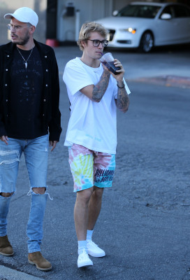 11.08 | Justin Bieber em Los Angeles, Califórnia
