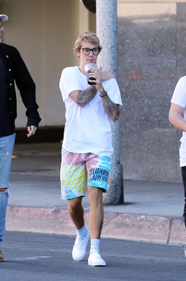 11.08 | Justin Bieber em Los Angeles, Califórnia