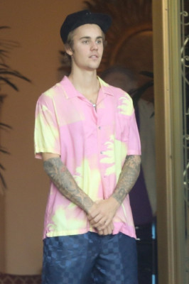 11.09 | Justin Bieber no hotel Montage em Beverly Hills, CA