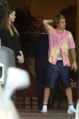 11.09 | Justin Bieber no hotel Montage em Beverly Hills, CA