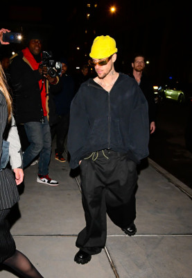 07.02 | Justin e Hailey Bieber em Nova York.