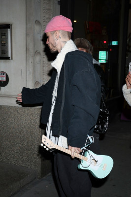 30.01 | Aparição em Nova York.