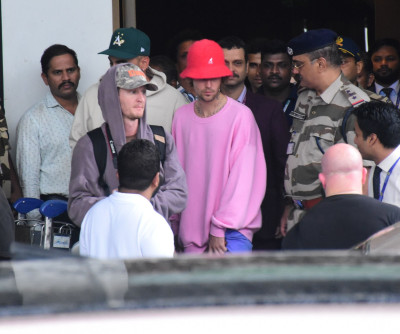 05.07 | Justin Bieber em Mumbai, Índia.