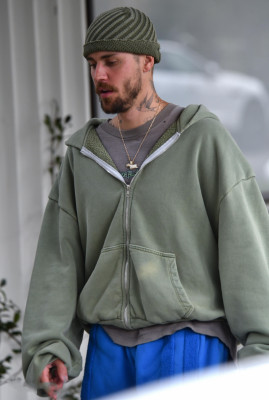 29.05 | Em um food truck de bagels em West Hollywood