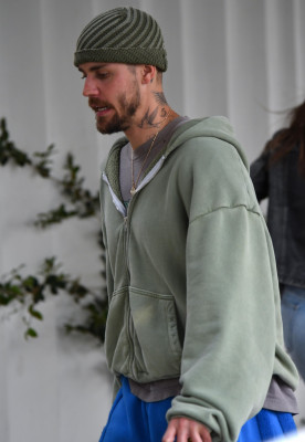 29.05 | Em um food truck de bagels em West Hollywood