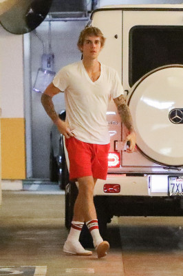 17.11 | Justin Bieber em Hollywood, Califórnia