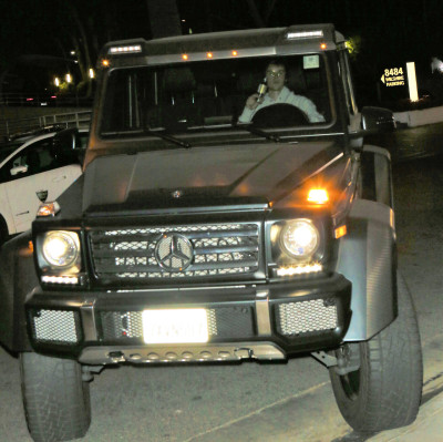 29.11 | Justin Bieber chegando no Saban Theatre em Beverly Hills, Califórnia