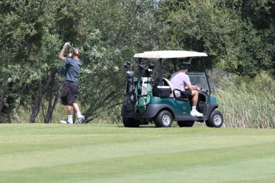09.06 | Justin e Neima Khaila jogando golf em Los Angeles