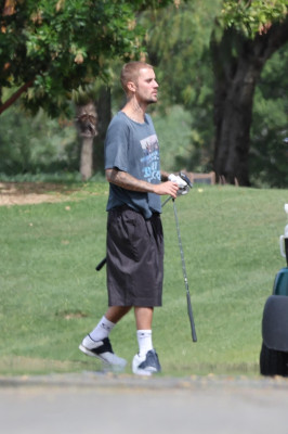 09.06 | Justin e Neima Khaila jogando golf em Los Angeles
