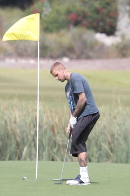 09.06 | Justin e Neima Khaila jogando golf em Los Angeles