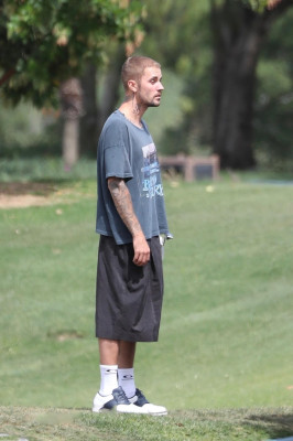 09.06 | Justin e Neima Khaila jogando golf em Los Angeles