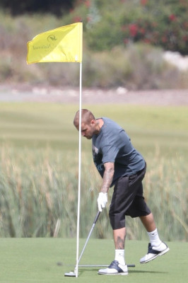 09.06 | Justin e Neima Khaila jogando golf em Los Angeles