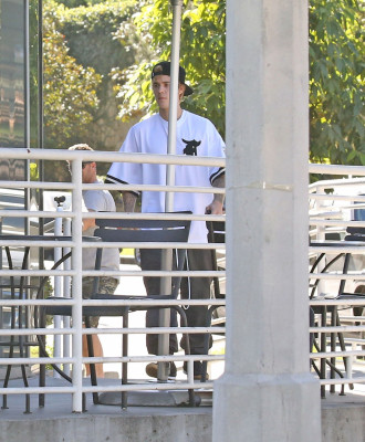 30.11 | Justin Bieber em Studio City, Califórnia