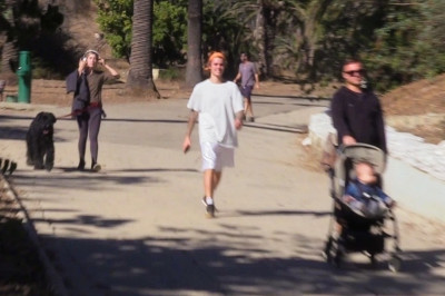 12.05 | Justin Bieber no Runyon Canyon Park em Los Angeles, Califórnia
