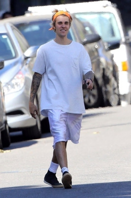 12.05 | Justin Bieber no Runyon Canyon Park em Los Angeles, Califórnia