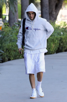 12.05 | Justin Bieber em Los Angeles, na Califórnia