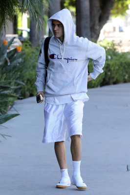 12.05 | Justin Bieber em Los Angeles, na Califórnia