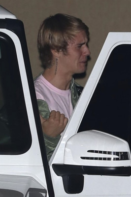 12.06 | Justin Bieber no Saban Theatre em Beverly Hills, Califórnia