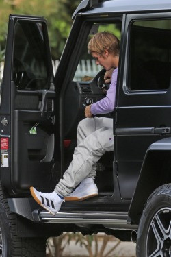 12.10 | Justin Bieber em West Hollywood, Califórnia