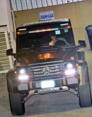 13.12 | Justin Bieber deixando o Saban Theatre em Beverly Hills, Califórnia