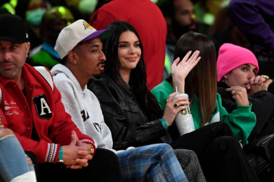 22.10 | October 22 - Phoenix Suns v Los Angeles Lakers
