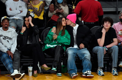 22.10 | October 22 - Phoenix Suns v Los Angeles Lakers