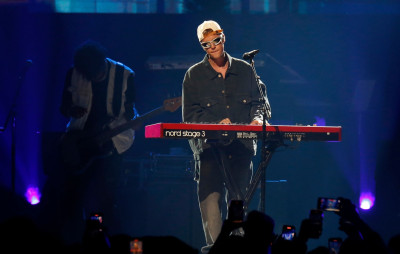 02.10 | Se apresentando no evento da Shaquille O’Neal Foundation