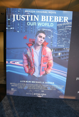 14.09 | Exibição especial de “Justin Bieber: Our World” em Nova York