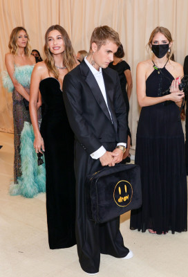 13.09 | Chegando no Met Gala 2021 — “In America: A Lexicon of Fashion”