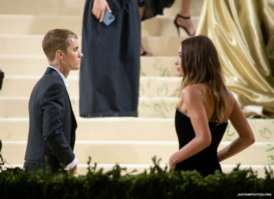 13.09 | Chegando no Met Gala 2021 — “In America: A Lexicon of Fashion”
