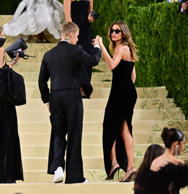 13.09 | Chegando no Met Gala 2021 — “In America: A Lexicon of Fashion”