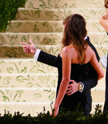 13.09 | Chegando no Met Gala 2021 — “In America: A Lexicon of Fashion”