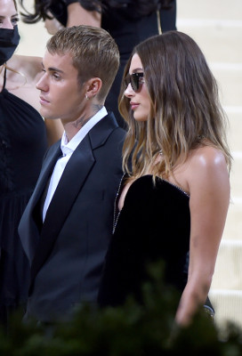 13.09 | Chegando no Met Gala 2021 — “In America: A Lexicon of Fashion”