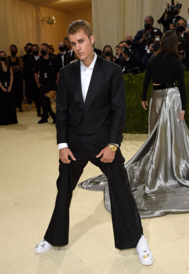 13.09 | Chegando no Met Gala 2021 — “In America: A Lexicon of Fashion”